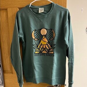 Nature Backs Green Graphic Sweatshirt